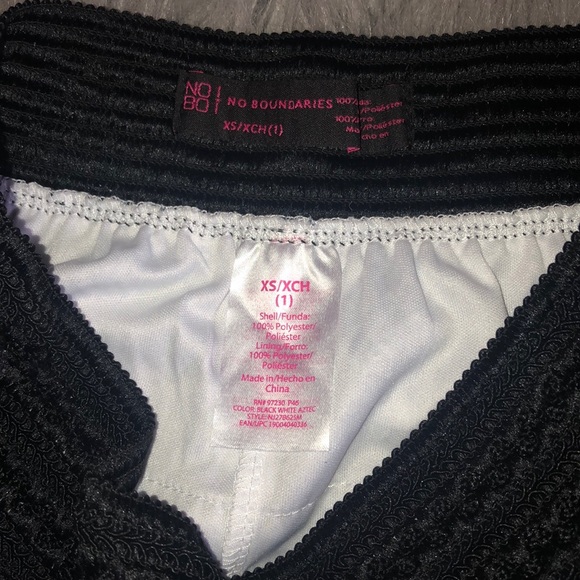 Lace Shorts - Picture 4 of 4